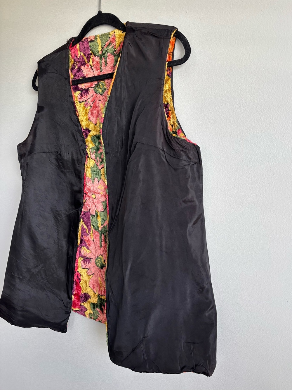 Vintage 1970s Flower Power Carpet Tapestry Vest Women’s Medium - Picture 9 of 16